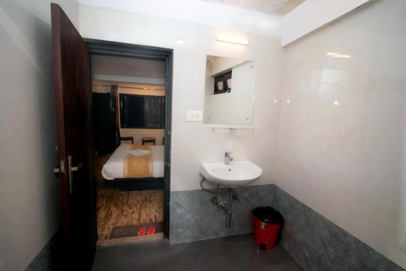 Cherrywood Suites & Spa By Easygorooms Darjeeling  Bagian luar foto