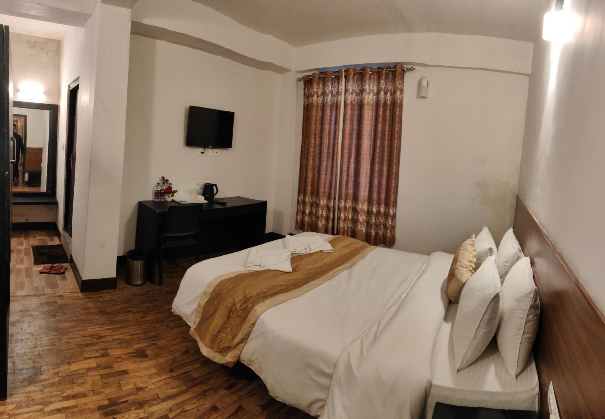 Cherrywood Suites & Spa By Easygorooms Darjeeling  Bagian luar foto