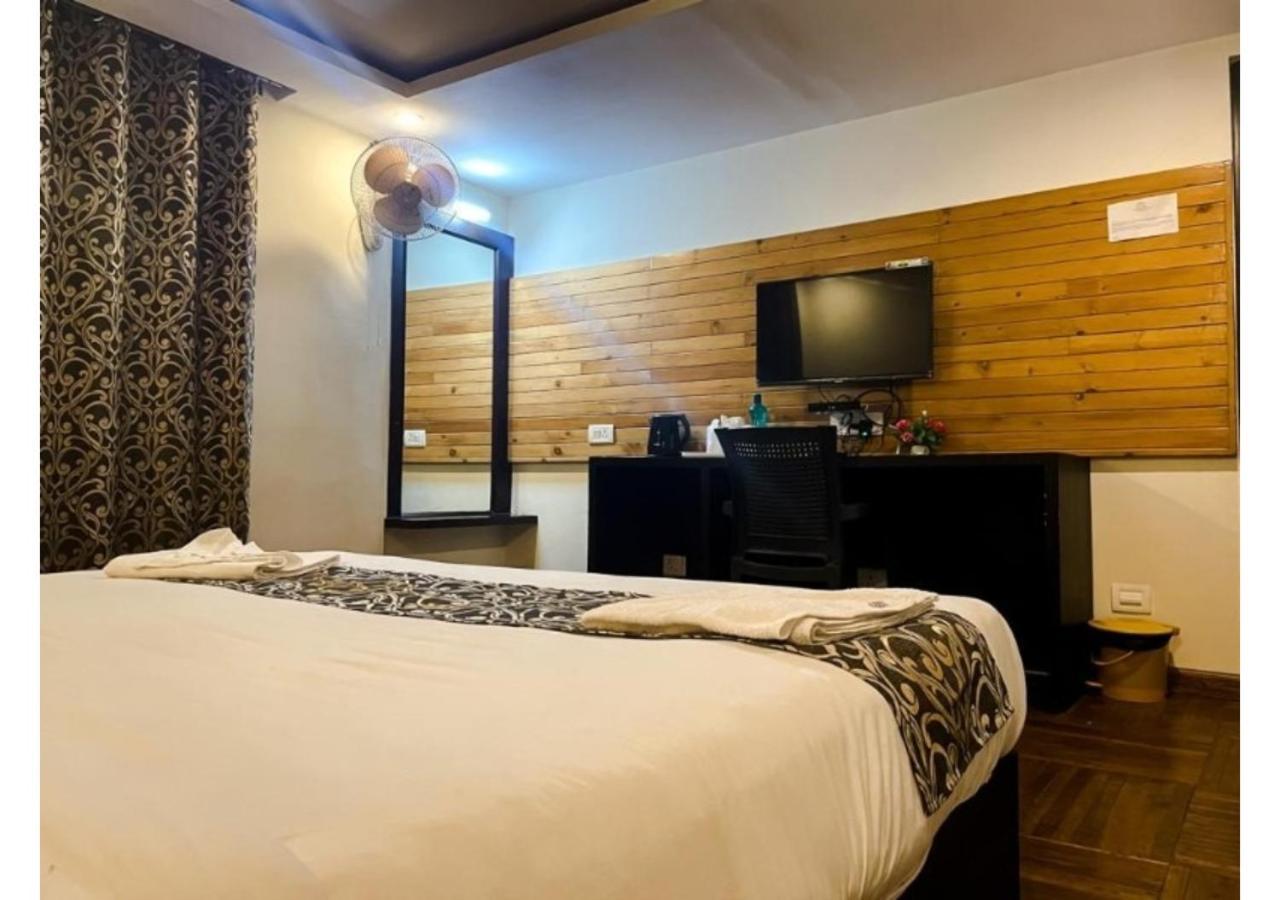 Cherrywood Suites & Spa By Easygorooms Darjeeling  Bagian luar foto